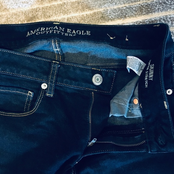 Amerikan Eagle outfitters. skinny jeans.
